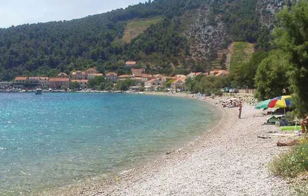 Trstenik, Karla