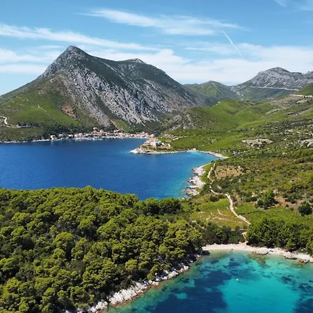 Trstenik, Karla