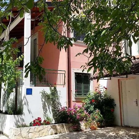 Lägenhet Trstenik, Karla *